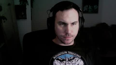 Snapshot of dadbodstephen chatting on January 12, 2025, 5:22 pm DadBodStephen online show from January 12, 2025, 5:22 pm