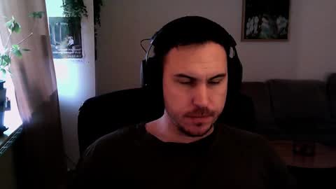 Snapshot of dadbodstephen chatting on January 20, 2025, 7:58 am DadBodStephen online show from January 20, 2025, 7:58 am