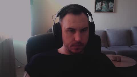 Snapshot of dadbodstephen chatting on February 6, 2025, 8:18 am DadBodStephen online show from February 6, 2025, 8:18 am