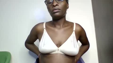Goddess online show from April 6, 2026, 5:03 pm