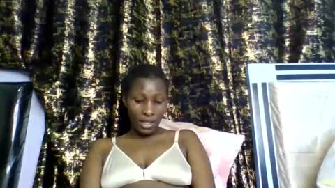 Goddess online show from May 16, 2026, 1:32 pm