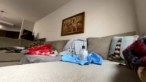 Snapshot of daddiesboy95 chatting on February 13, 2025, 6:27 pm Buster95 online show from February 13, 2025, 6:27 pm