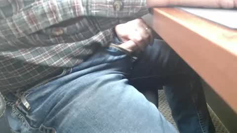 Snapshot of daddy7194 chatting on January 13, 2026, 4:34 pm daddy7194 online show from January 13, 2026, 4:34 pm