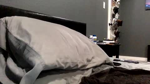 Snapshot of daddy_dominick chatting on October 27, 2025, 8:46 pm Dom online show from October 27, 2025, 8:46 pm