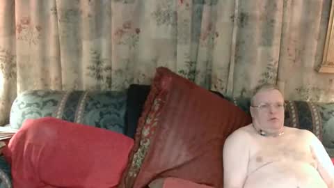 Snapshot of daddycubbyhubby chatting on April 26, 2026, 7:39 am Daddy online show from April 26, 2026, 7:39 am