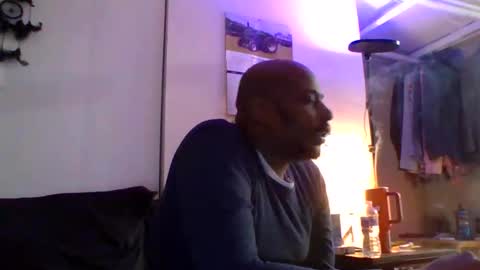 Snapshot of daddydickxm chatting on March 18, 2026, 3:20 am daddydickxm online show from March 18, 2026, 3:20 am