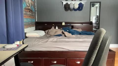 Snapshot of daddygmoney6969 chatting on March 18, 2026, 12:41 pm daddygmoney6969 online show from March 18, 2026, 12:41 pm