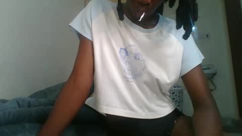 Snapshot of daddyslove_ chatting on February 8, 2026, 9:18 pm Daddys love online show from February 8, 2026, 9:18 pm