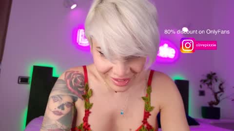 daddyspixxie online show from April 15, 2026, 5:31 pm