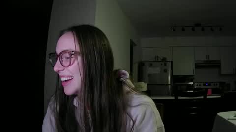 daddys good girl online show from January 17, 2026, 8:19 am