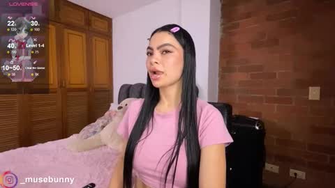 Sophie online show from December 4, 2025, 3:27 am