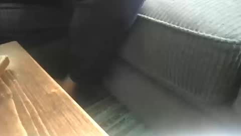 D online show from October 12, 2025, 9:58 pm