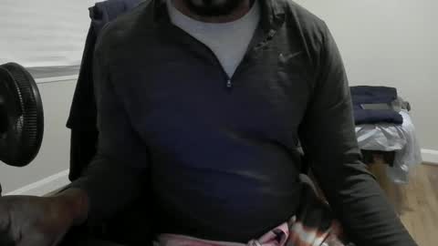 Snapshot of daffyduck71 chatting on December 4, 2024, 1:25 am daffyduck71 online show from December 4, 2024, 1:25 am