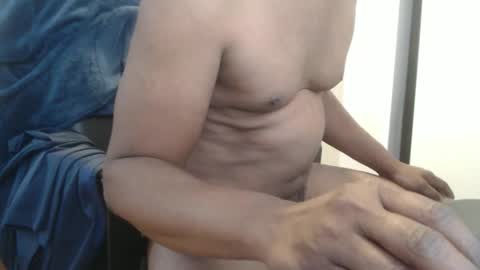 Snapshot of daffyduck71 chatting on December 5, 2025, 2:14 pm daffyduck71 online show from December 5, 2025, 2:14 pm