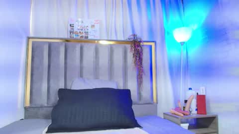 dafne_quenn online show from January 15, 2026, 7:50 pm