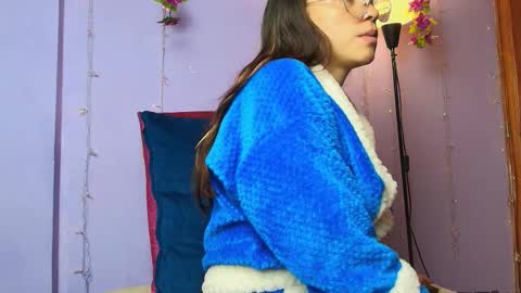 dafnemel online show from January 8, 2026, 1:24 pm