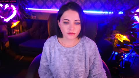Snapshot of dafni_mon chatting on December 3, 2024, 6:37 am Dafni Mon online show from December 3, 2024, 6:37 am