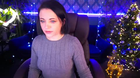 Snapshot of dafni_mon chatting on December 13, 2024, 6:53 am Dafni Mon online show from December 13, 2024, 6:53 am