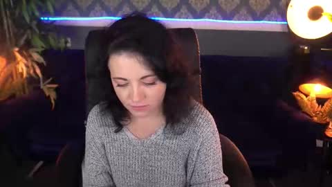 Dafni Mon online show from November 24, 2025, 6:35 am