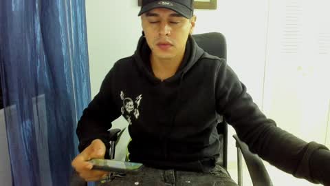Snapshot of dage_19 chatting on January 26, 2025, 3:38 am my name is Jhon and I live in colombia online show from January 26, 2025, 3:38 am