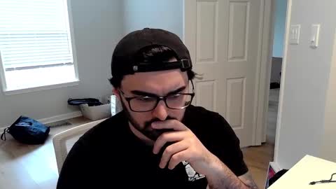 Snapshot of dagreekgod88 chatting on February 19, 2025, 2:12 pm DaGreekGod online show from February 19, 2025, 2:12 pm