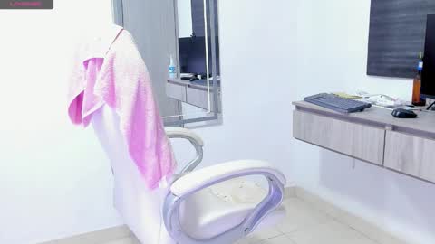 Snapshot of dahian_carter chatting on September 13, 2025, 12:05 pm Dahian  online show from September 13, 2025, 12:05 pm