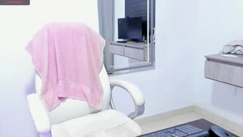 Snapshot of dahian_carter chatting on September 24, 2025, 12:08 pm Dahian  online show from September 24, 2025, 12:08 pm