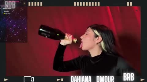 Snapshot of dahiana_dmour chatting on December 16, 2025, 12:10 pm Dahiana online show from December 16, 2025, 12:10 pm