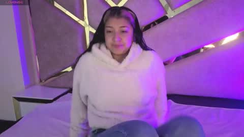 Snapshot of dahiana_dmour chatting on March 10, 2026, 12:10 pm Dahiana online show from March 10, 2026, 12:10 pm