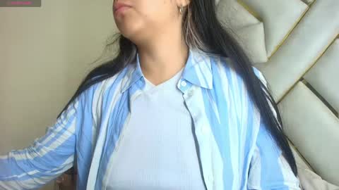 Snapshot of dahiana_dmour chatting on April 4, 2026, 11:51 am Dahiana online show from April 4, 2026, 11:51 am