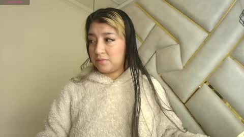 Snapshot of dahiana_dmour chatting on April 7, 2026, 12:49 pm Dahiana online show from April 7, 2026, 12:49 pm