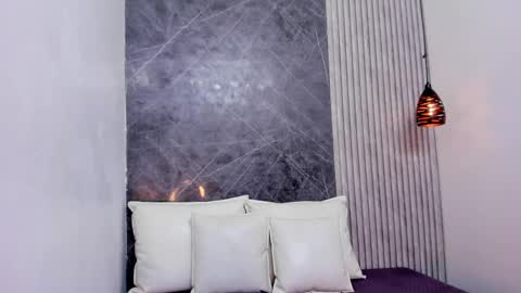  Dahiana   online show from February 28, 2025, 11:25 am