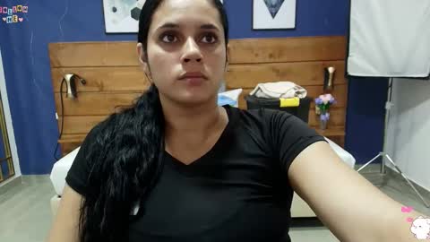  Dahiana  online show from September 11, 2025, 7:58 pm