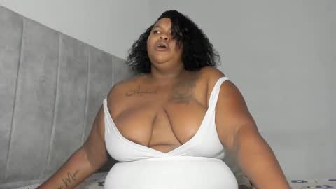 Snapshot of dahianajoss chatting on December 28, 2024, 7:11 pm Ebony Sex Dahian online show from December 28, 2024, 7:11 pm