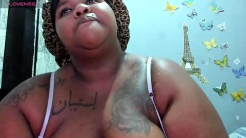 Snapshot of dahianajoss chatting on February 25, 2025, 9:46 pm Ebony Sex Dahian online show from February 25, 2025, 9:46 pm
