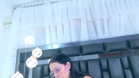 Dahiana online show from October 1, 2025, 11:27 am