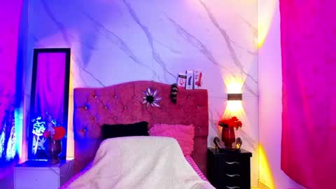diosa dhaly online show from June 13, 2026, 10:18 pm