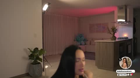 Snapshot of daihanwatson_ chatting on February 14, 2026, 2:19 am Dai independent online show from February 14, 2026, 2:19 am