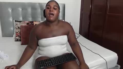 Snapshot of daiishawolf chatting on October 1, 2025, 7:42 pm Daiisha.. online show from October 1, 2025, 7:42 pm