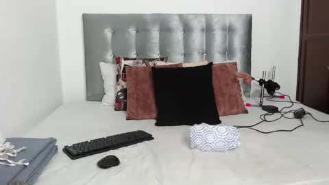 Snapshot of daiishawolf chatting on October 3, 2025, 8:55 am Daiisha.. online show from October 3, 2025, 8:55 am