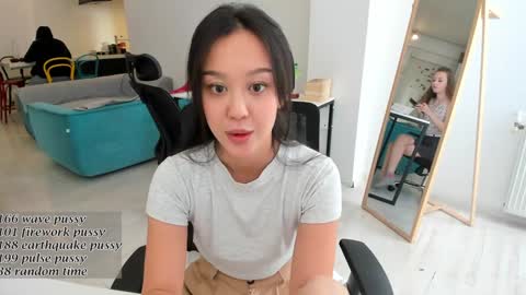 Snapshot of daily_love chatting on October 27, 2025, 7:01 am daily_love online show from October 27, 2025, 7:01 am