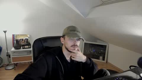 Daimon  online show from October 29, 2025, 2:03 am