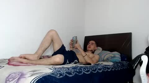 Snapshot of daimondolce chatting on March 9, 2025, 10:30 am Daniel y Camilo online show from March 9, 2025, 10:30 am