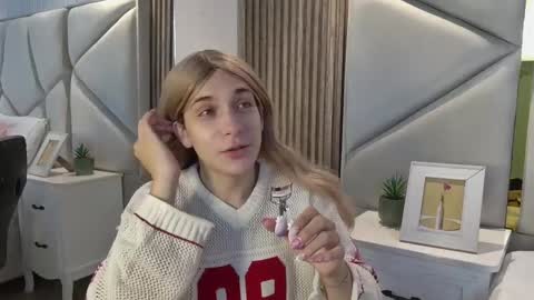 DaimonTi online show from September 18, 2025, 11:45 am