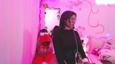 Snapshot of daina_flower chatting on February 21, 2026, 4:57 am DAINA online show from February 21, 2026, 4:57 am