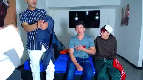 daiquirie online show from October 11, 2025, 12:15 pm