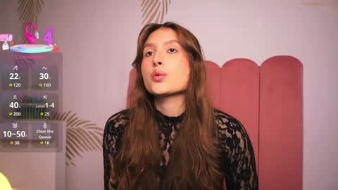 Lauren            online show from March 12, 2025, 12:36 pm