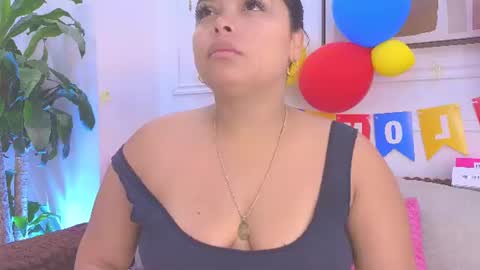 Daisy Price online show from June 25, 2026, 10:42 am