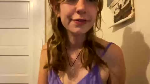DaisyB3 online show from June 20, 2026, 4:04 am