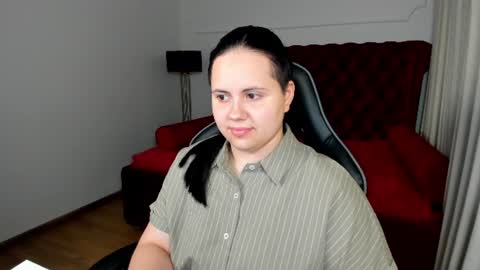 DaisyHarts online show from June 30, 2026, 5:14 pm